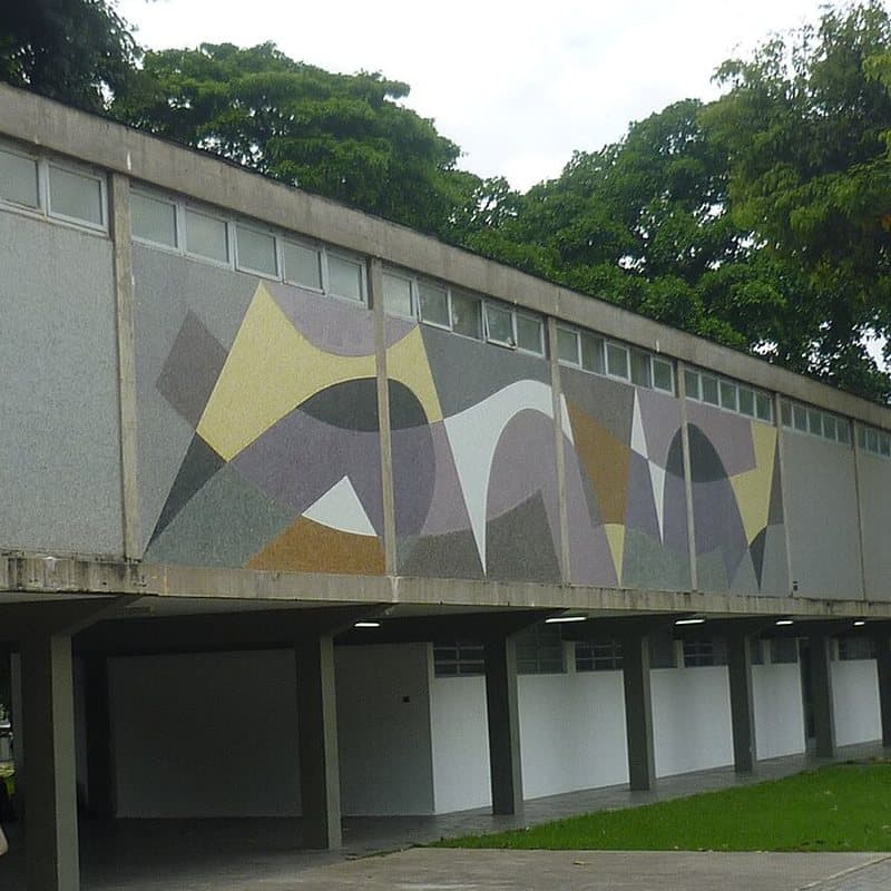 Mural de Armando Barrios en la Plaza del Rectorado de la Ciudad Universitaria de Caracas